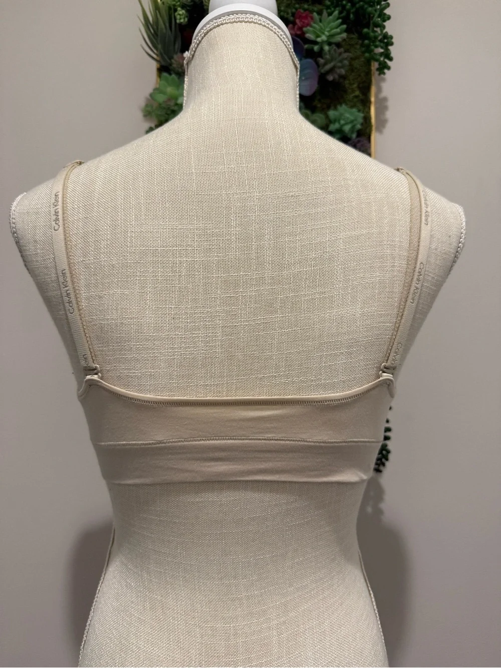 NWT Calvin Klein Flex Fit Lightly Lined Triangle Bralette